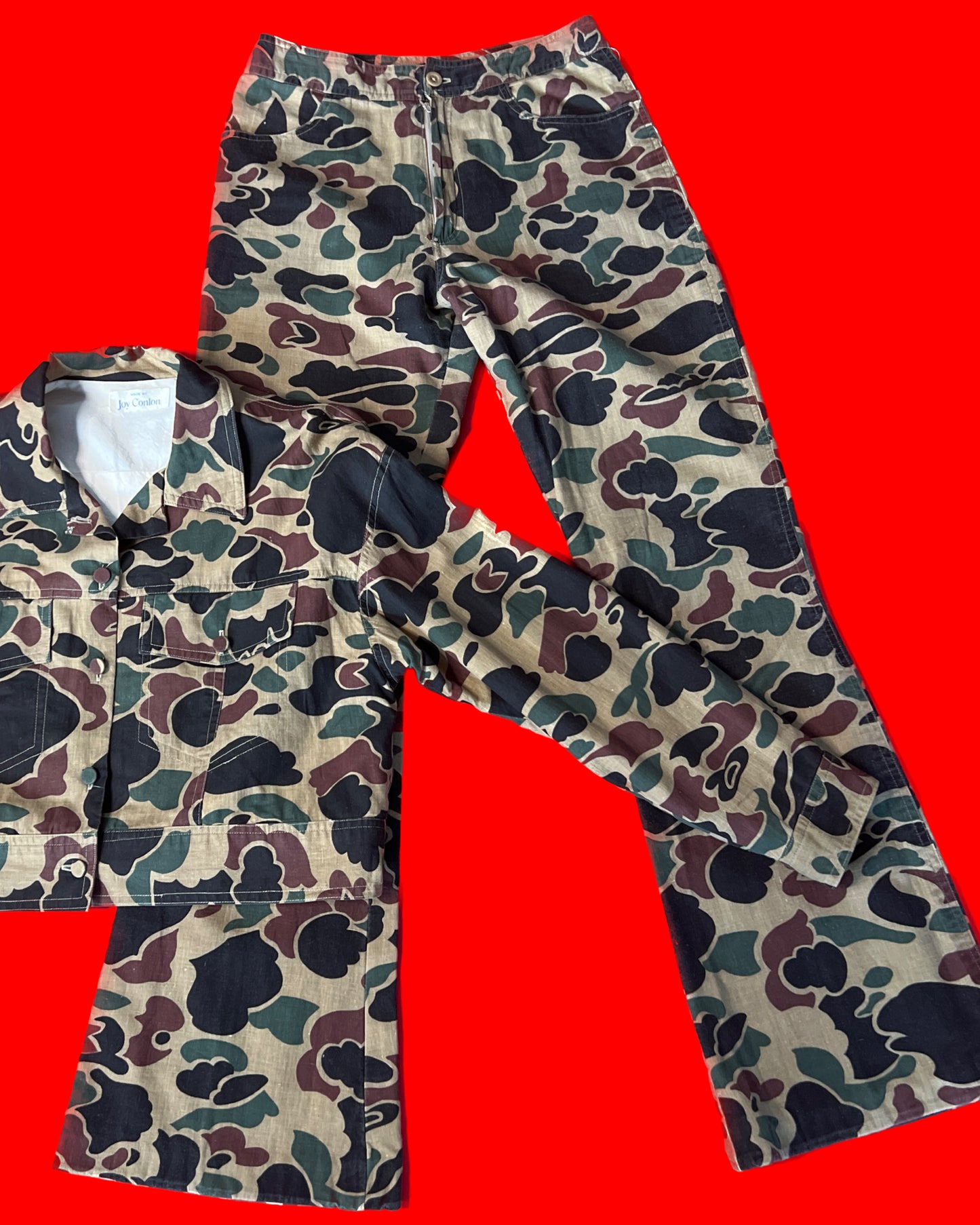 VINTAGE ONE OF A KIND CAMOUFLAGE SUIT
