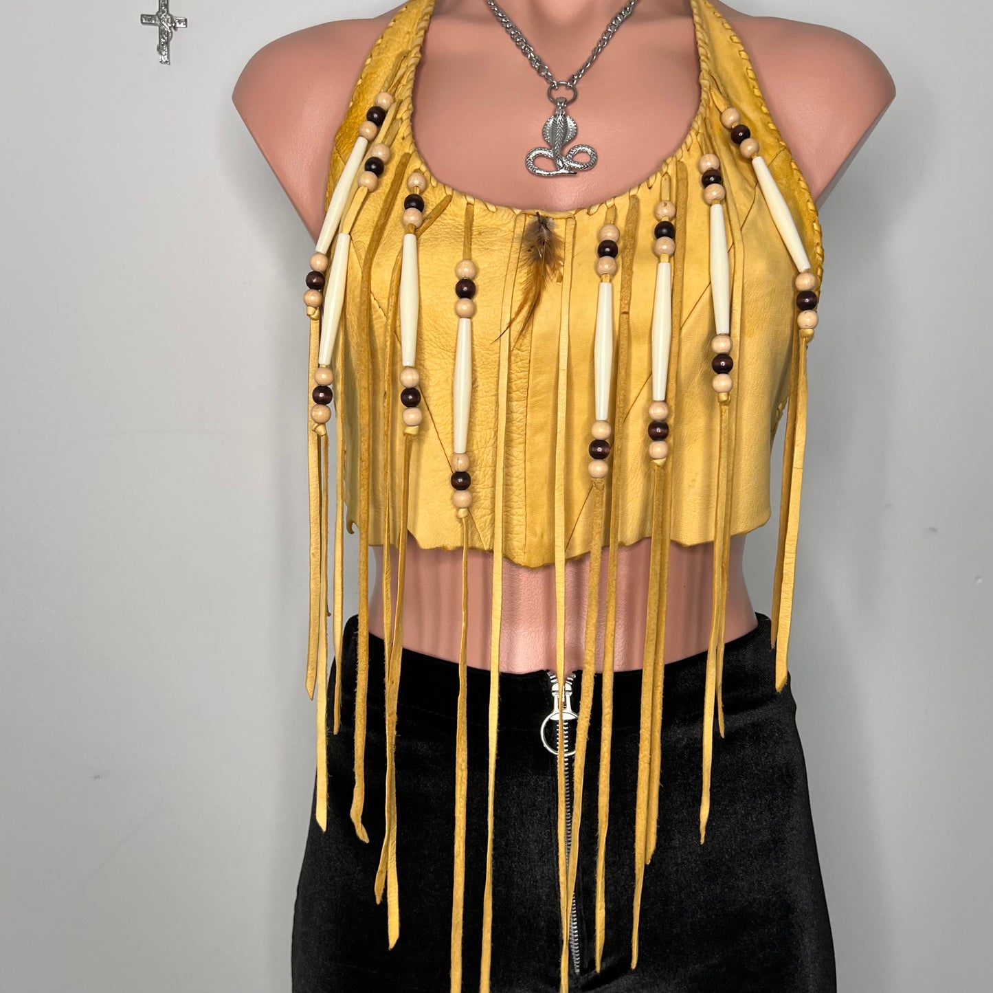 VINTAGE LEATHER HALTER