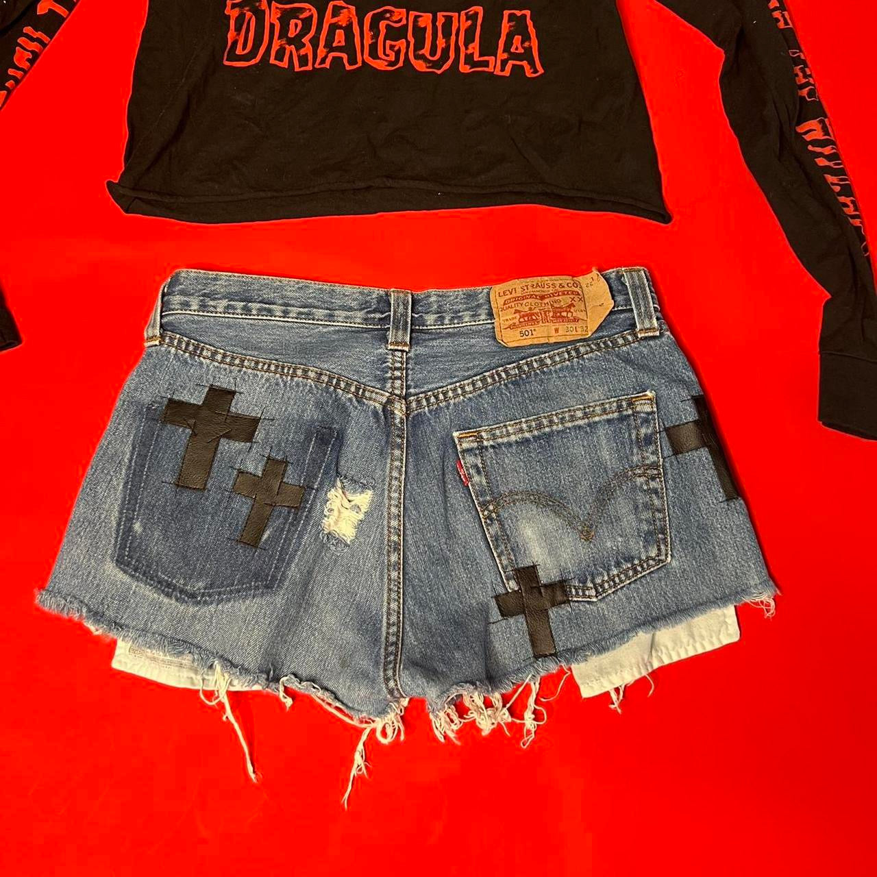 LEVI 501 CROSS SHORTS