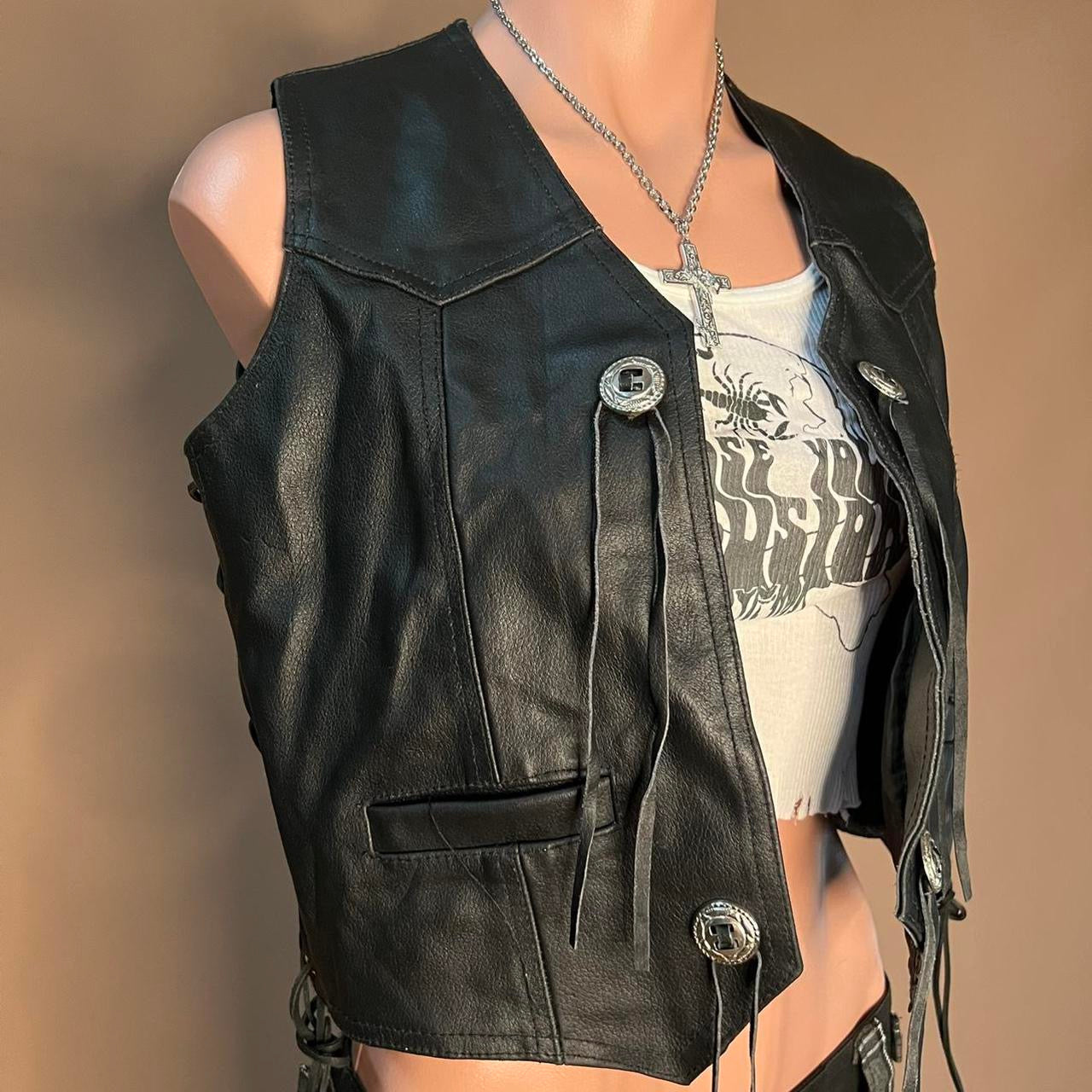 90s CROPPED LEATHER CONCHO VEST