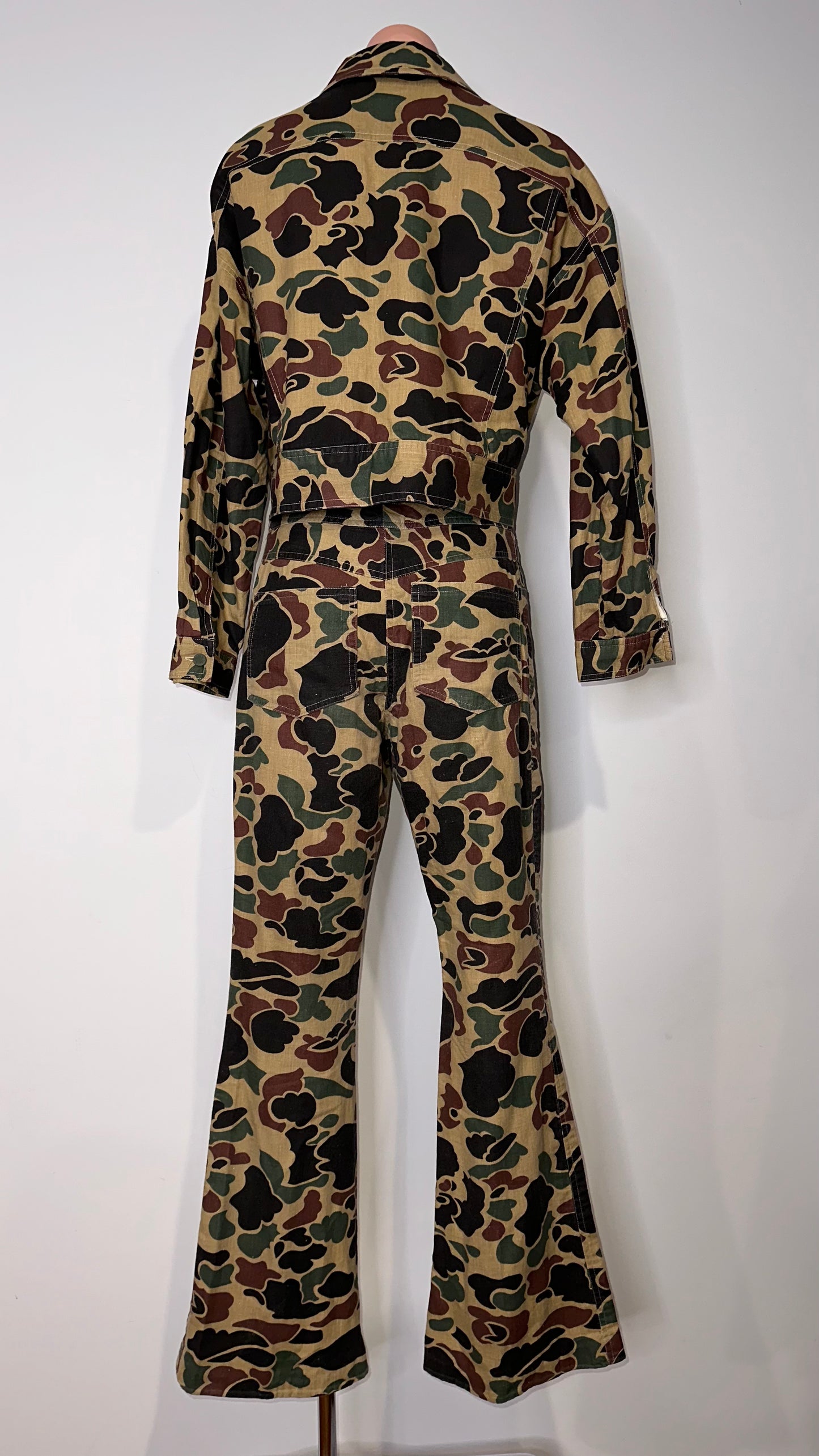 VINTAGE ONE OF A KIND CAMOUFLAGE SUIT