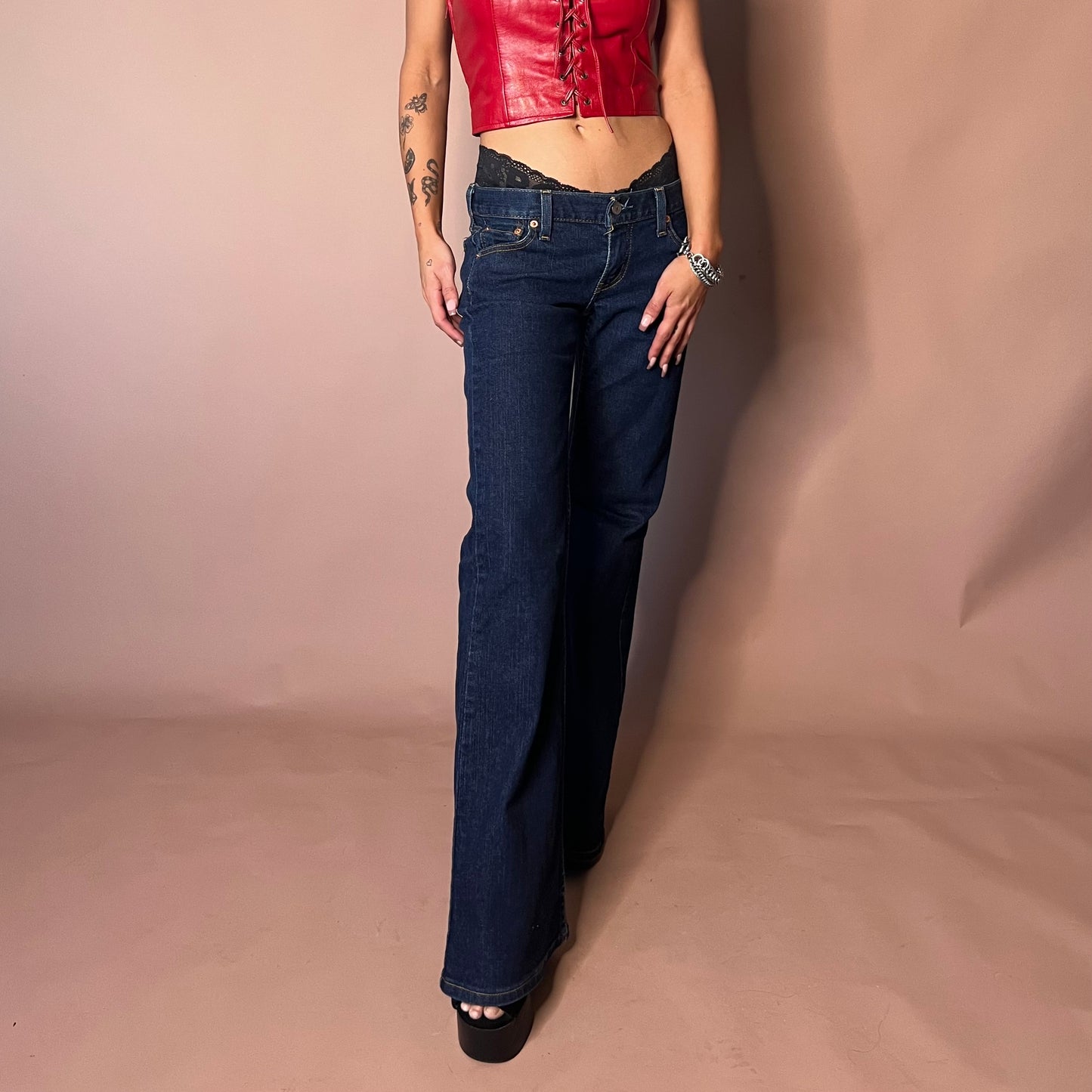 Vintage 90s low waisted flare Levis